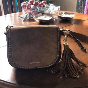 Michael Kors Bags - Michael Kors cross body purse Michael Kors Bags - Michael Kors cross body purse